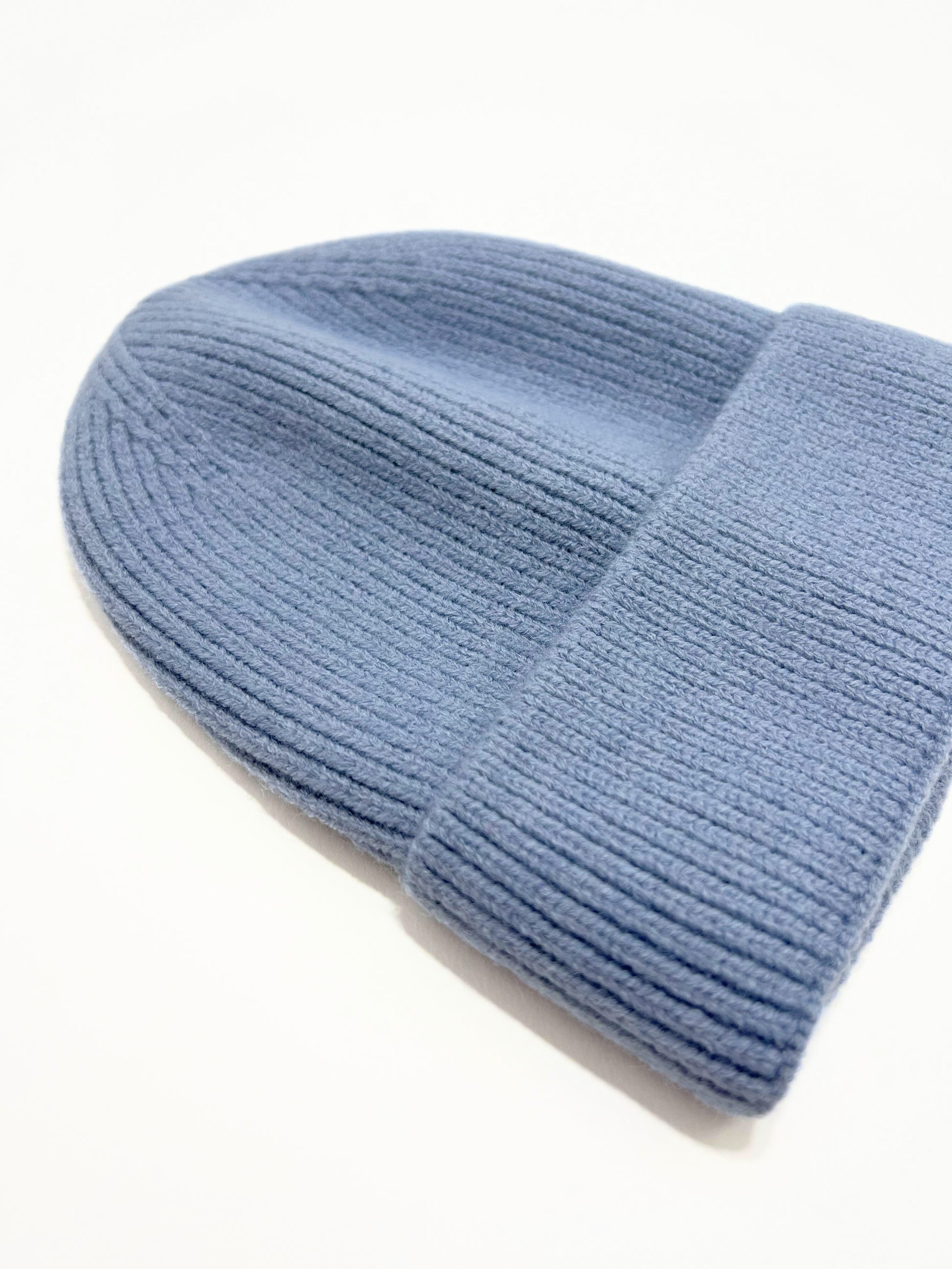 Berretto A Coste Azzurro, Ribbed Beanie Pastel Blue