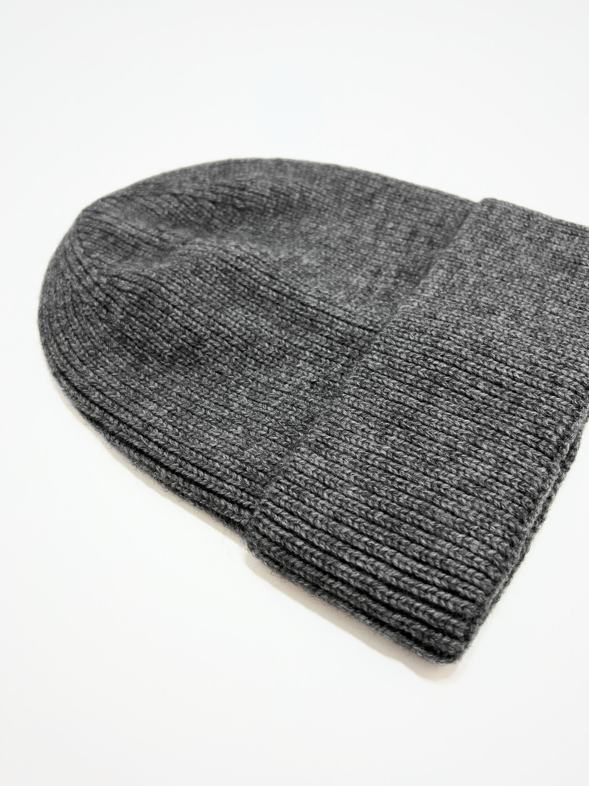 Berretto A Coste Grigio Scuro, Ribbed Beanie Dark Grey