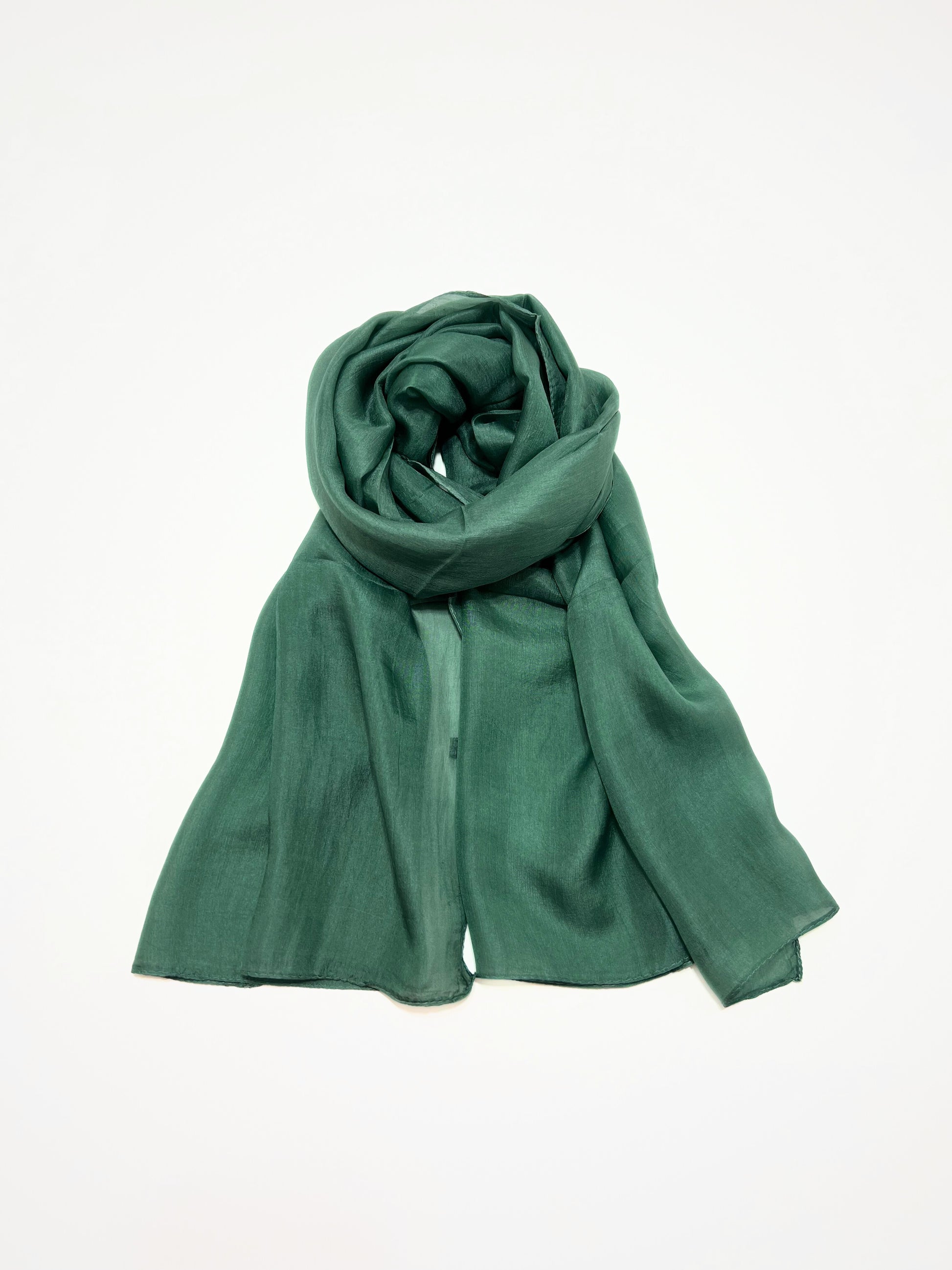 Stola In Pura Seta Color Verde Muschio, Pure Silk Stole Moss Green