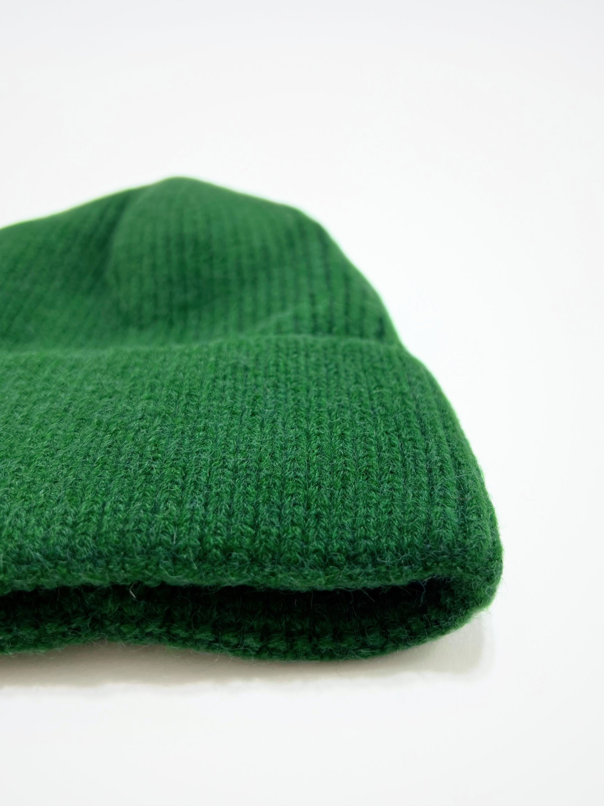 Berretto A Coste Verde, Ribbed Beanie Emerald Green