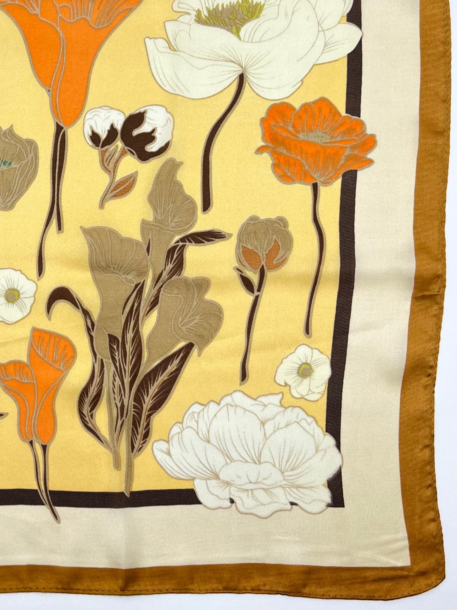 Foulard Stampa Floreale Avorio, Flower Print Square Foulard Off-white