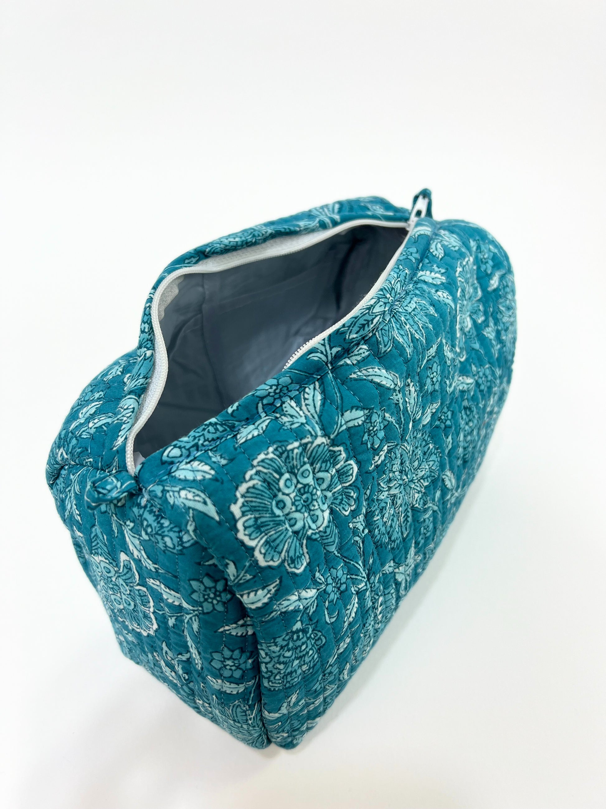 Beauty Case In Cotone Stampato Azzurro, Printed Cotton Sky Blue Beauty Case