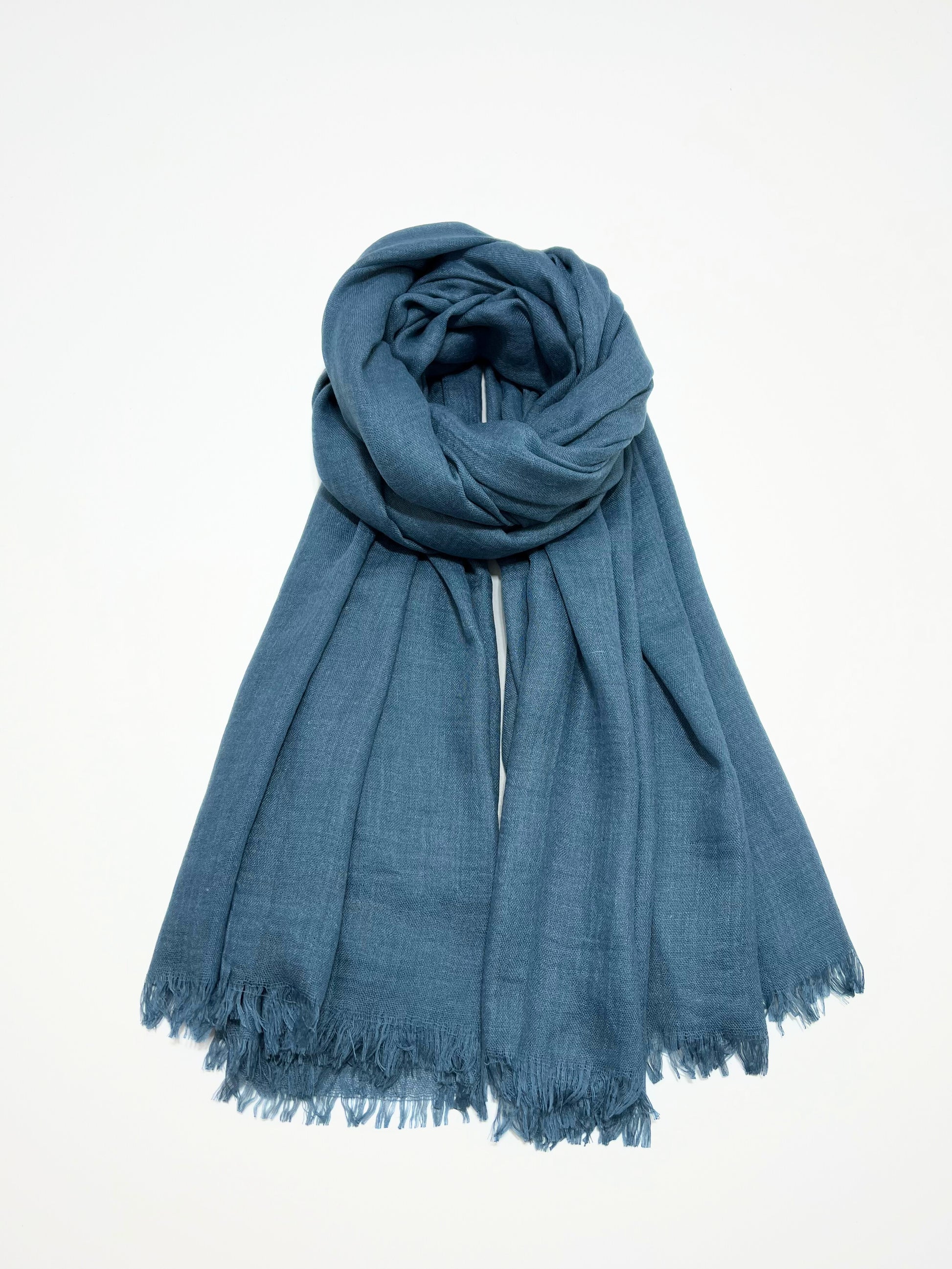 Sciarpa In Viscosa E Modal Carta Zucchero, Viscose And Modal Scarf Sugar Paper