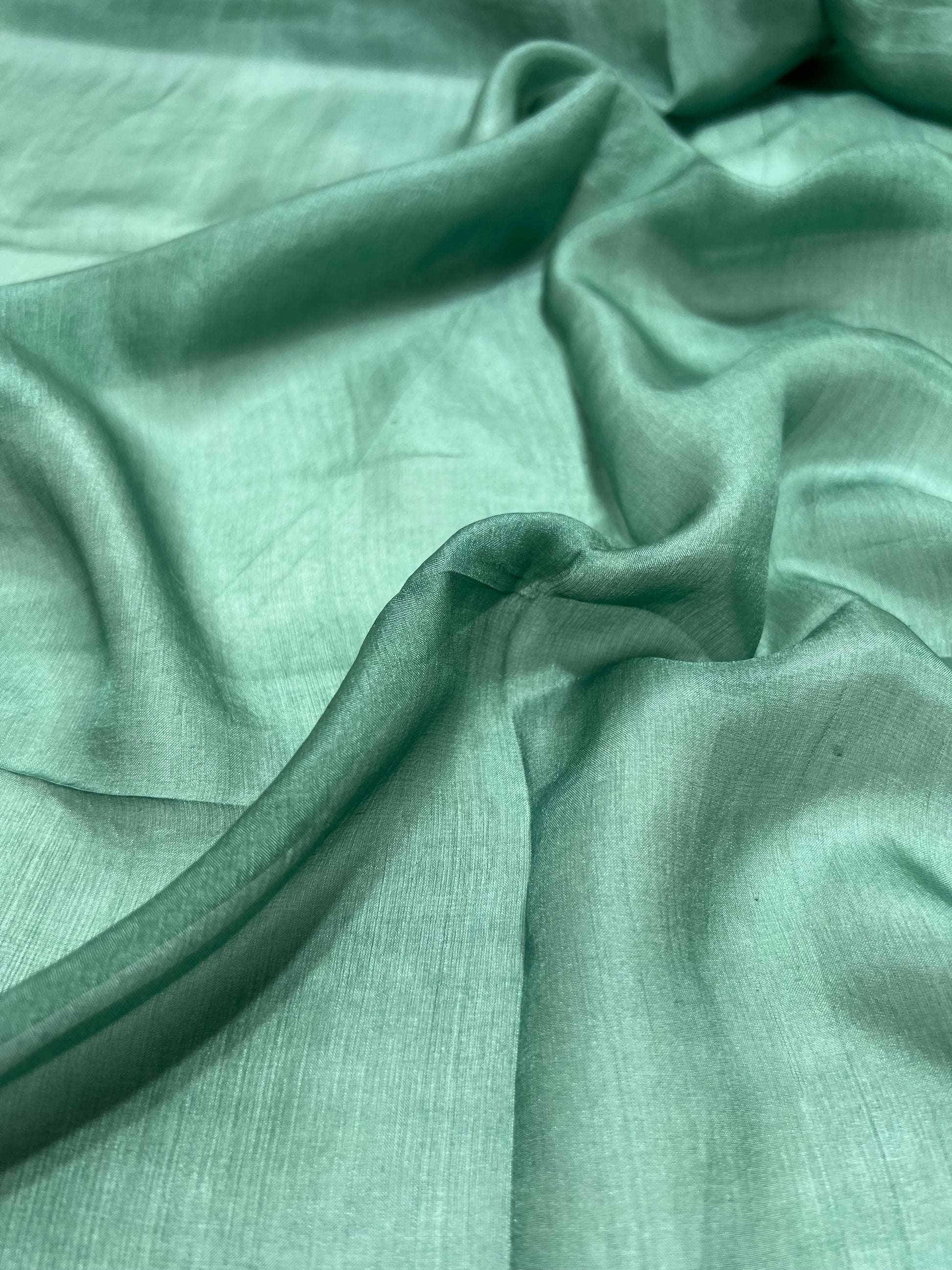 Stola In Pura Seta Color Verde Muschio, Pure Silk Stole Moss Green