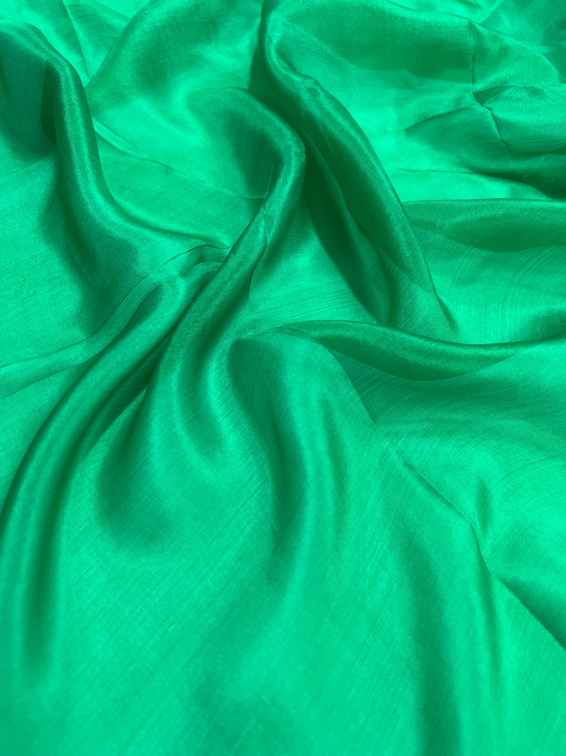 Stola In Pura Seta Verde Smeraldo, Pure Silk Stole Emerald