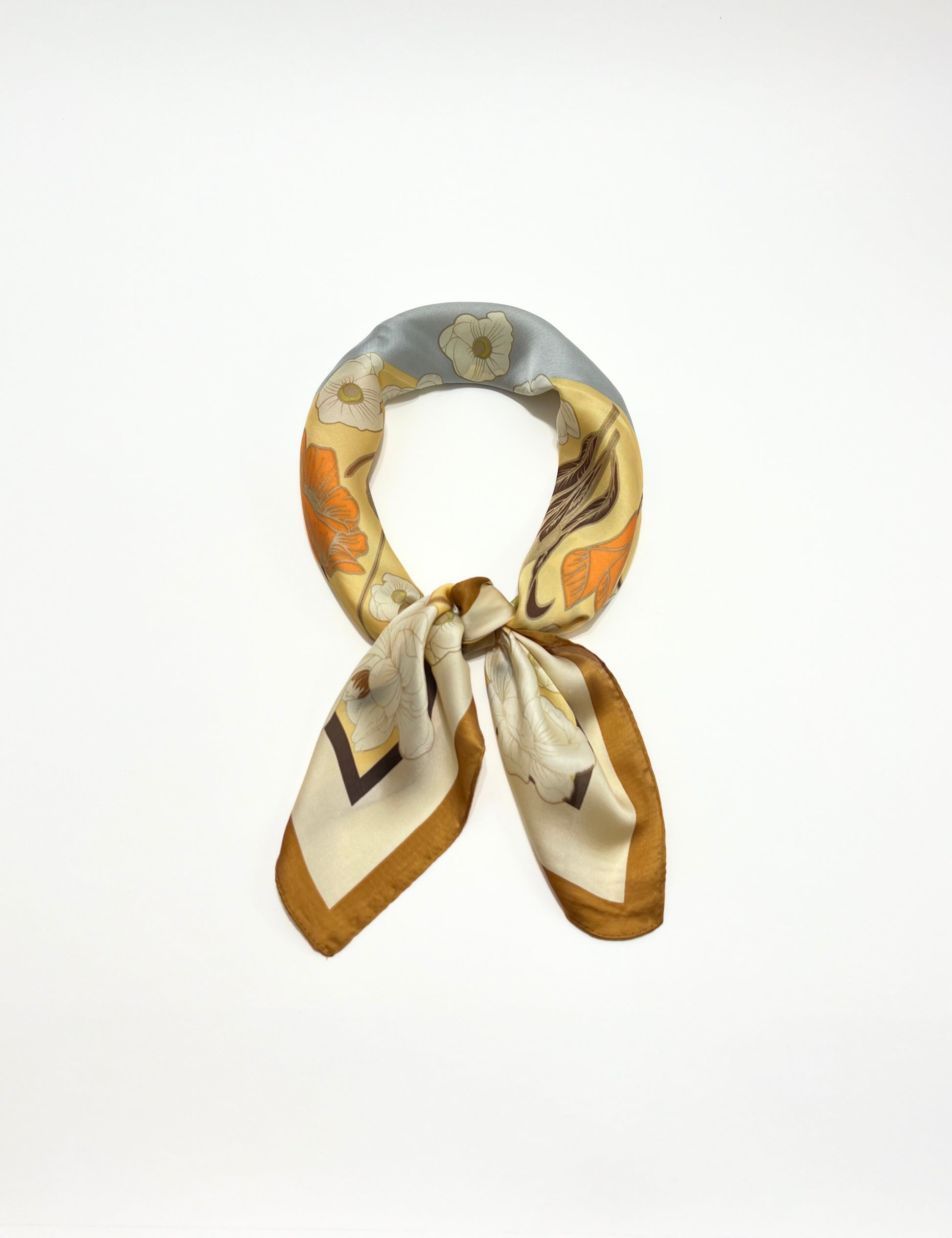 Foulard Stampa Floreale Avorio, Flower Print Square Foulard Off-white