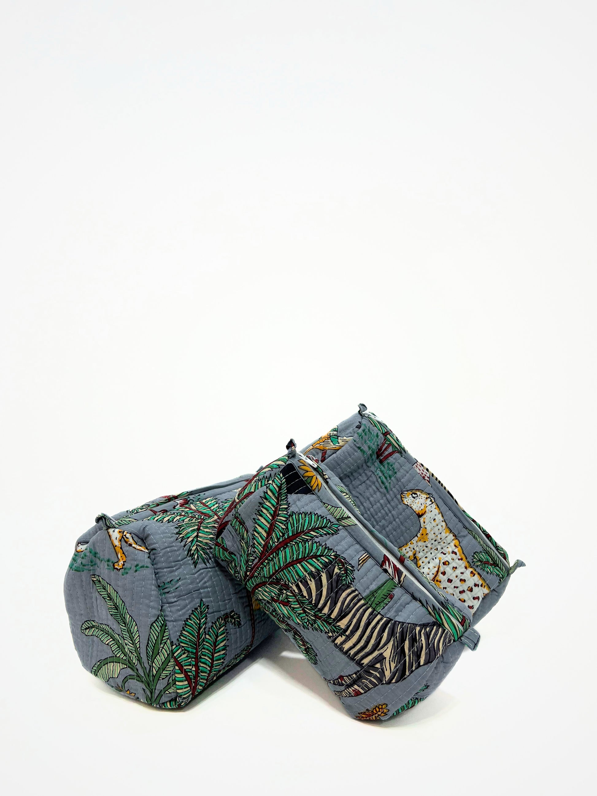 Beauty Case In Cotone Stampa Giungla E Tigri Grigio, Tiger Print Cotton Grey Beauty Case