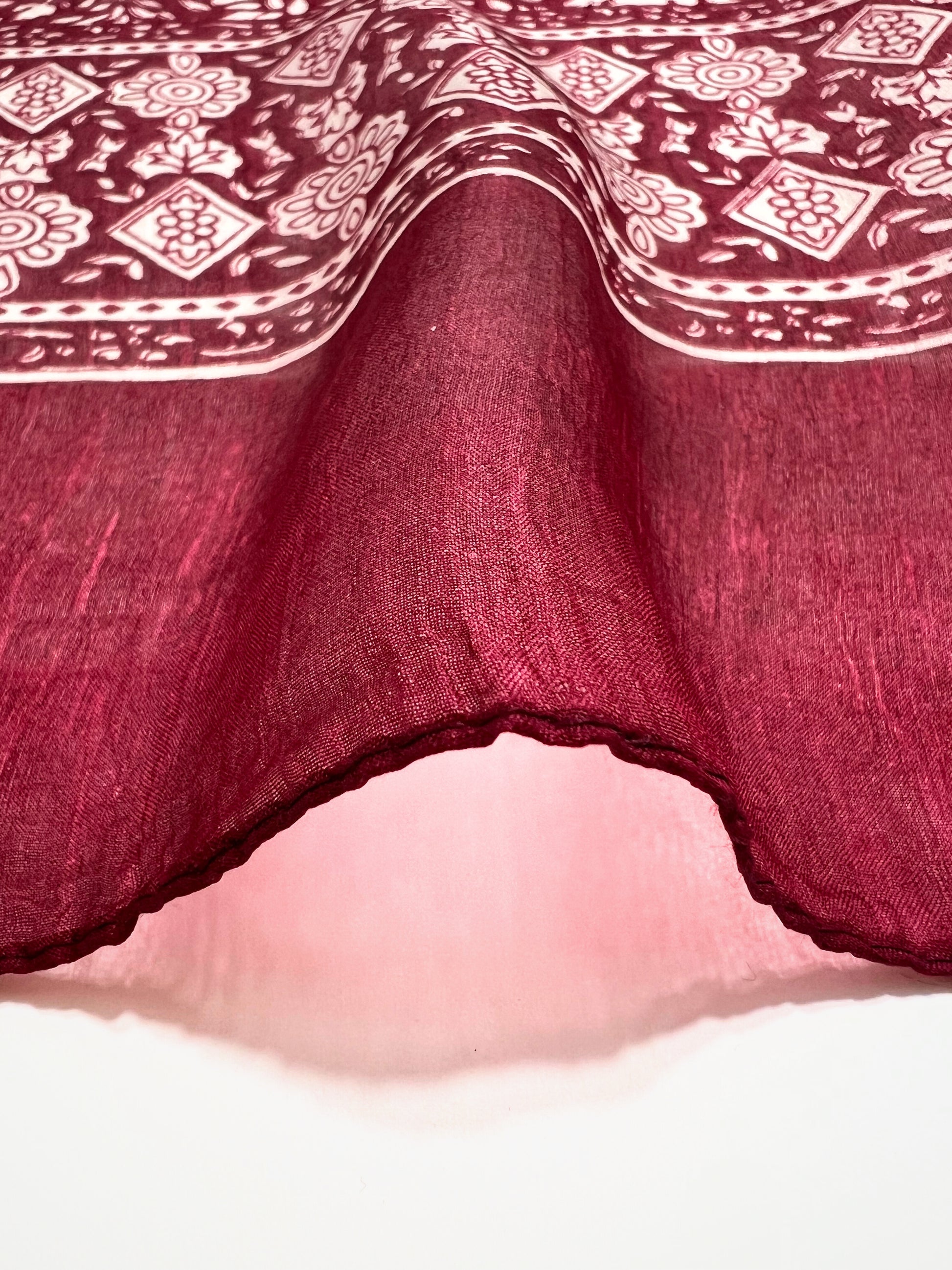 Stola Stampata In Pura Seta Ciliegia, Printed Silk Stole Cherry