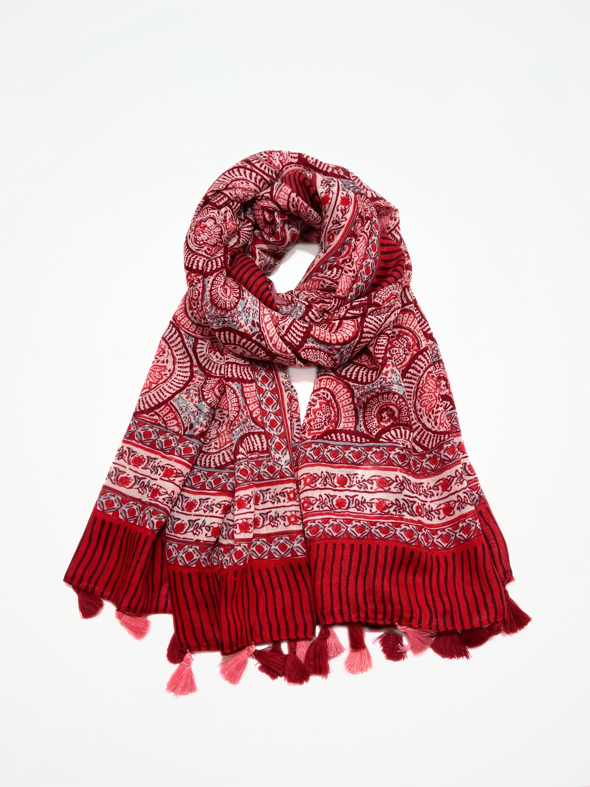 Stola Stampa Geometrica Con Nappine Rosso