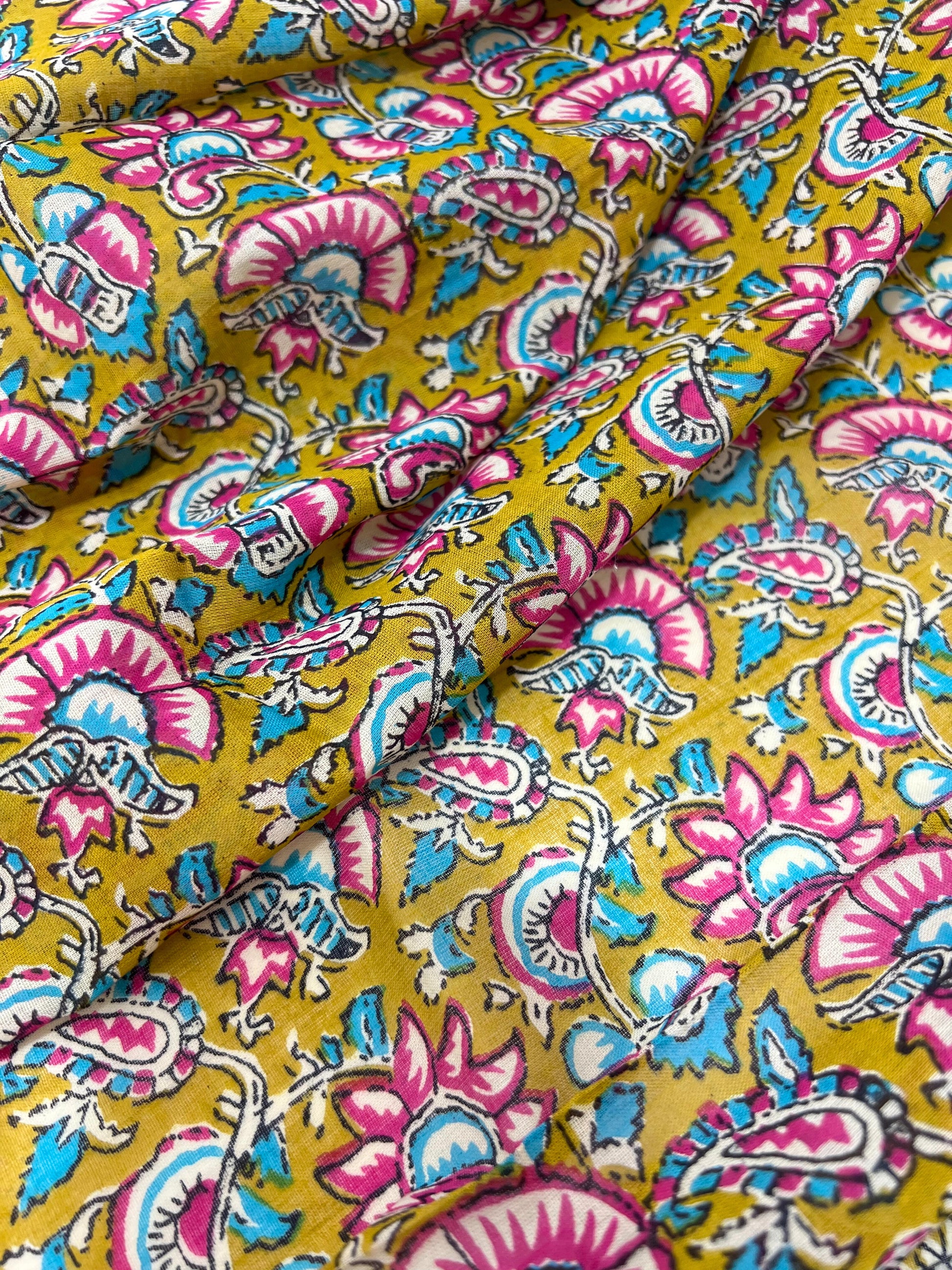Sciarpa-Pareo In Puro Cotone Senape, Cotton Scarf Beach Coverup Mustard