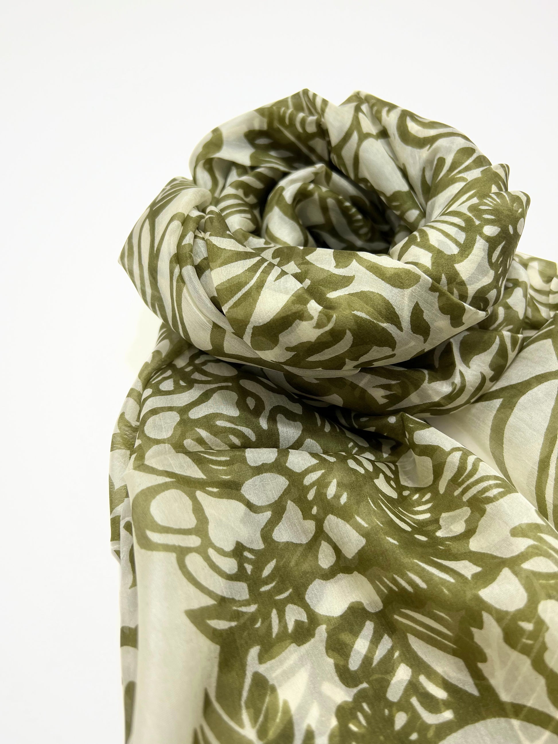 Stola Stampata In Pura Seta Verde Oliva, Printed Silk Stole Olive Green