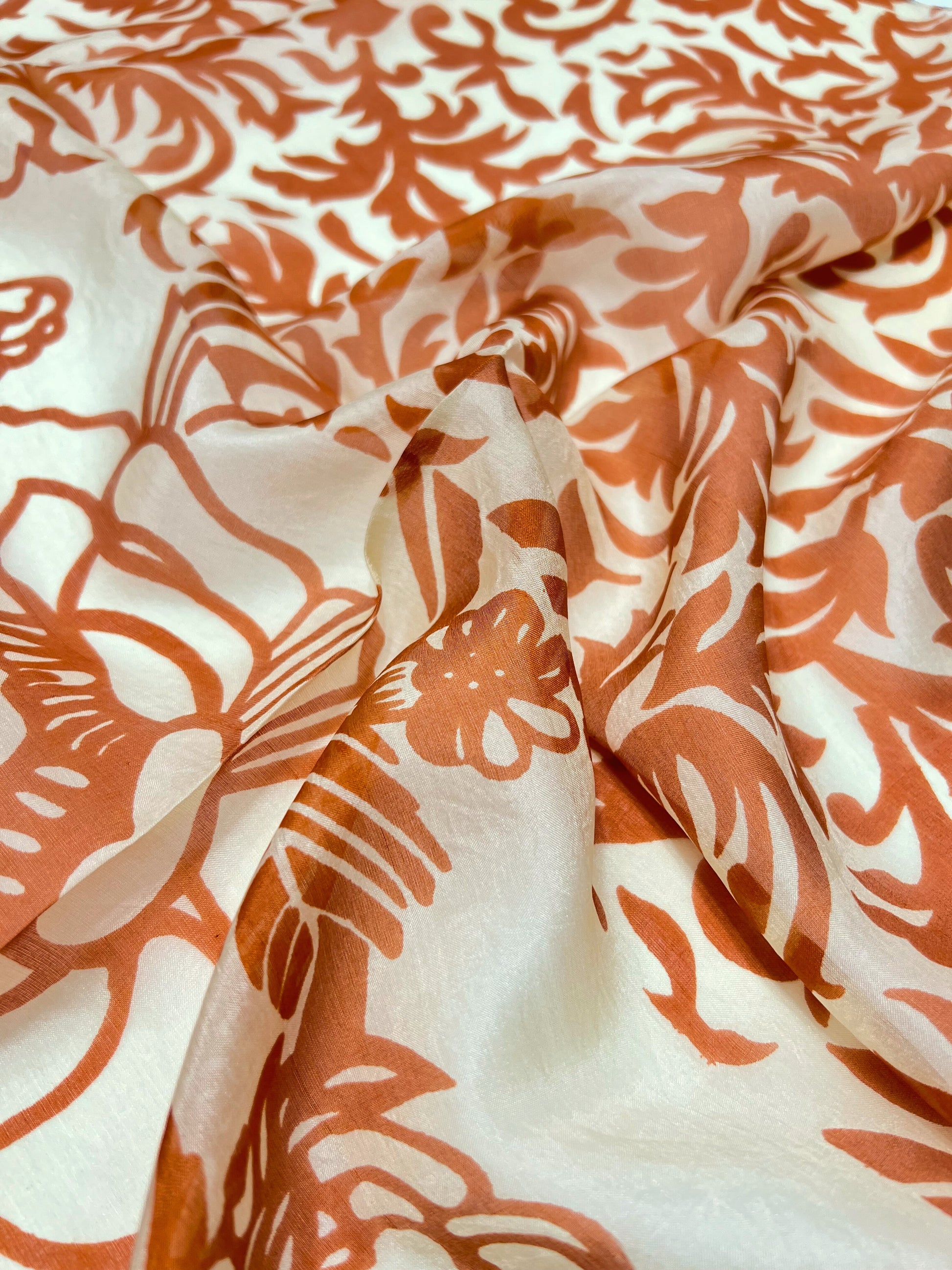 Stola Stampata In Pura Seta Aranciato, Printed Silk Stole Orangey