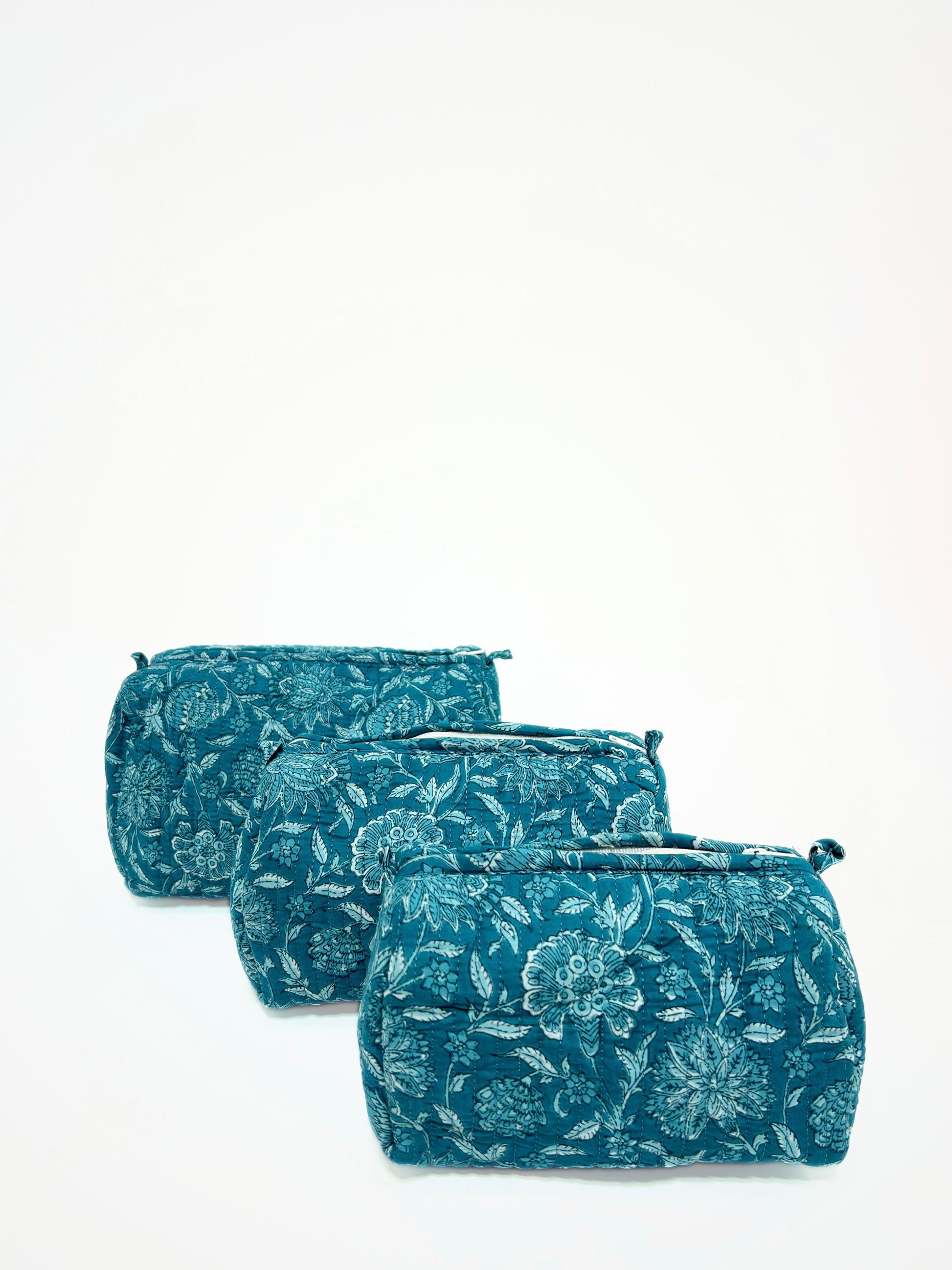Beauty Case In Cotone Stampato Azzurro, Printed Cotton Sky Blue Beauty Case