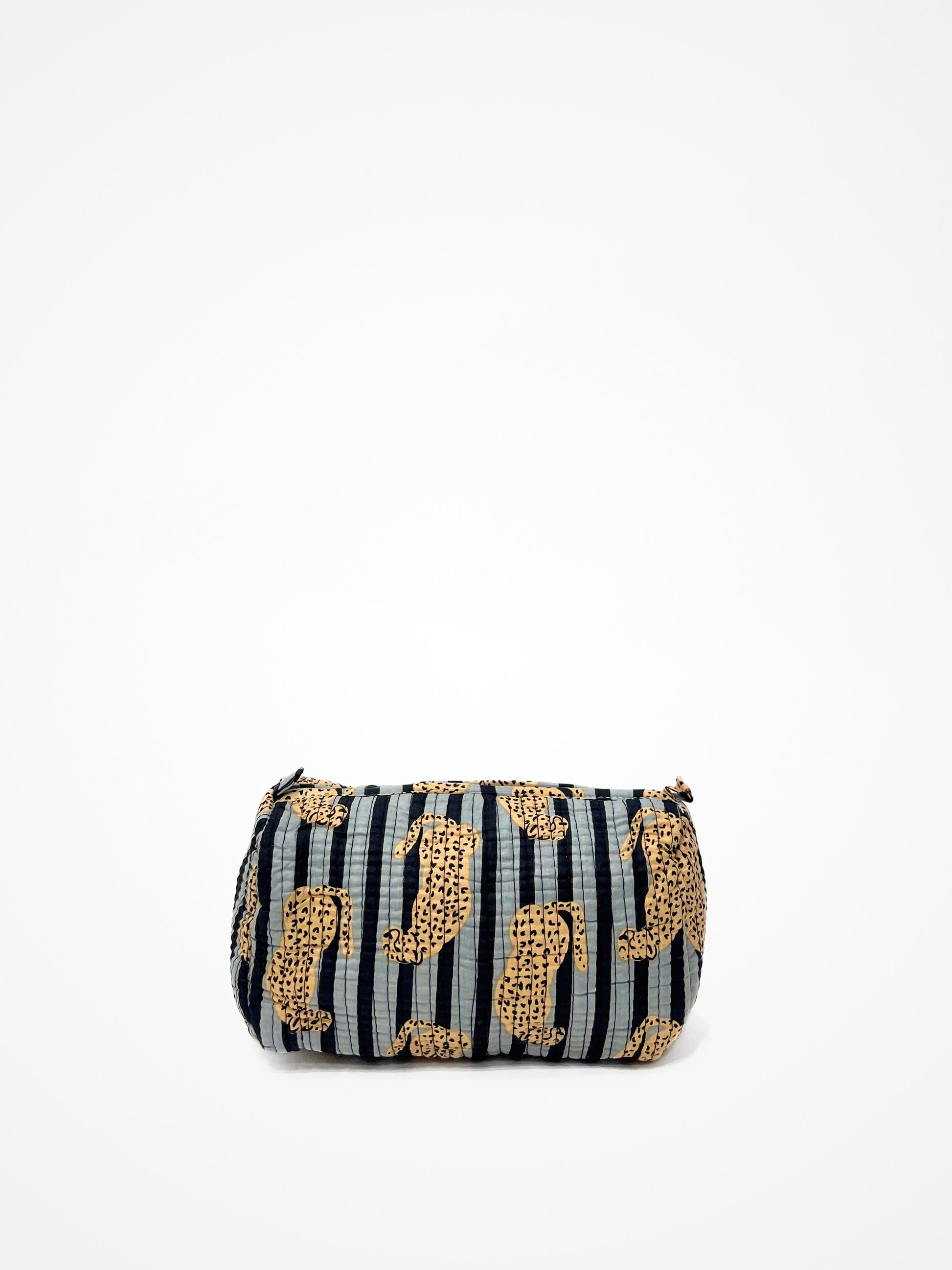 Beauty Case Trapuntato Grigio E Nero  Stampa Ghepardi, Quilted Grey And Black Beauty Case with Cheetah Print