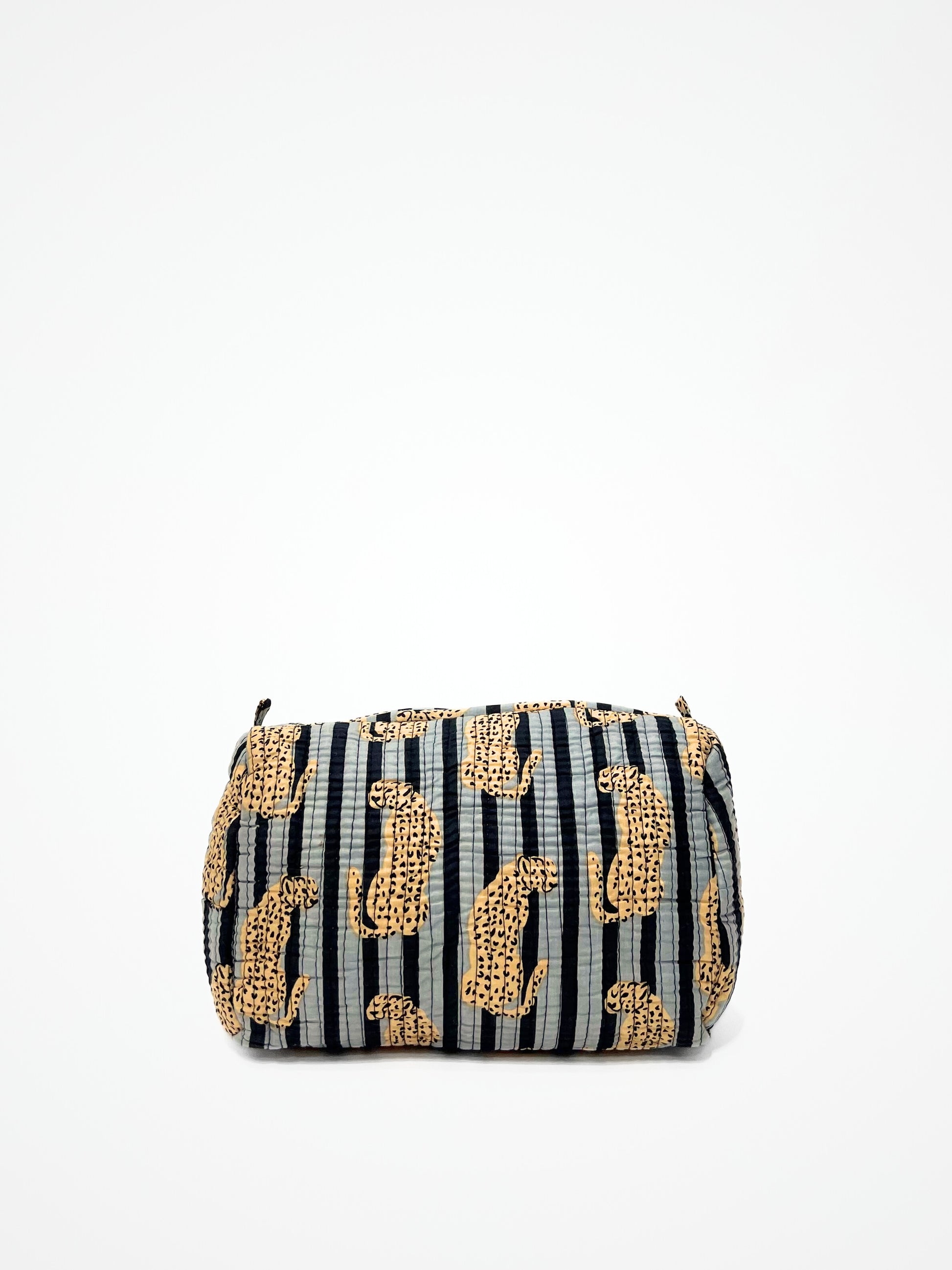 Beauty Case Trapuntato Grigio E Nero  Stampa Ghepardi, Quilted Grey And Black Beauty Case with Cheetah Print